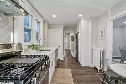 32 Edgewood Rd, Glen Ridge Boro Twp., NJ 07028 - Photo 10