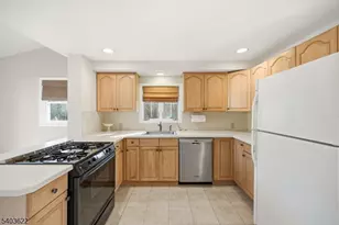 34 W Lawn Rd, Livingston, NJ 07039 - Photo 12