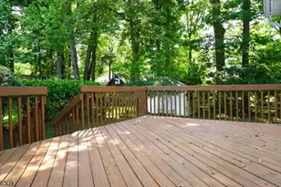 17 Wellington Rd, Livingston, NJ 07039 - Photo 16