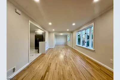 117 Vivian Ave, Emerson, NJ 07630 - Photo 2