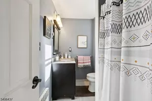 21 Rowe St, Bloomfield, NJ 07003 - Photo 28