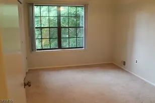 55 Crabapple Ln, Franklin Township, NJ 08823 - Photo 12