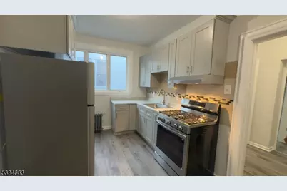 56 Lindsley Pl, Unit 2 #1, East Orange, NJ 07018 - Photo 6