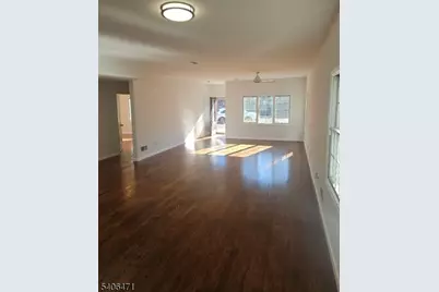 73 Linden Ave #1, Elmwood Park, NJ 07407 - Photo 10