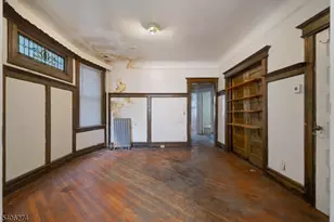 199 Hollywood Ave, East Orange, NJ 07018 - Photo 10