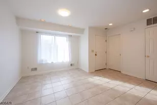 2 Snowmass Ct, Vernon Twp., NJ 07462 - Photo 8