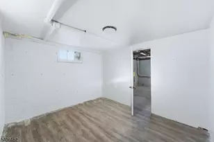 4 W Cooper St, Dover, NJ 07801 - Photo 30