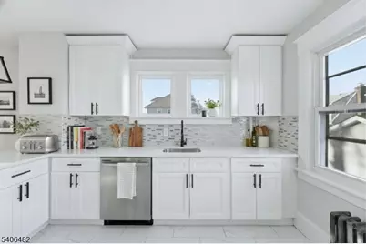 4 W Cooper St, Dover, NJ 07801 - Photo 10