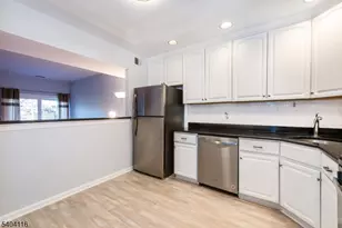 173 Castle Ridge Dr, East Hanover Township, NJ 07936 - Photo 8