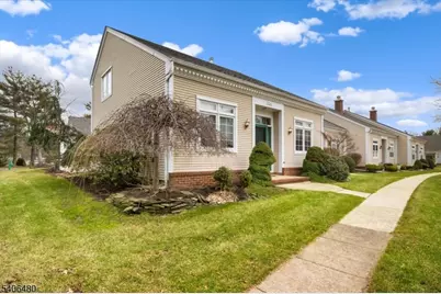 55A Winthrop Rd, Monroe Township, NJ 08831 - Photo 2