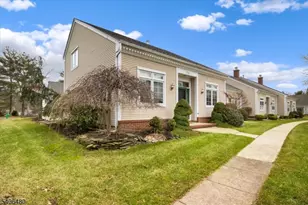 55A Winthrop Rd, Monroe Township, NJ 08831 - Photo 2