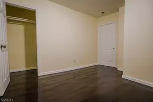 563 S 17th St, Newark, NJ 07103 - Photo 14