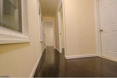 563 S 17th St, Newark, NJ 07103 - Photo 12