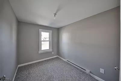 427 E Central Ave, Alpha, NJ 08865 - Photo 16