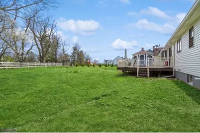 30 Claridge Ln, Raritan Township, NJ 08822 - Photo 8