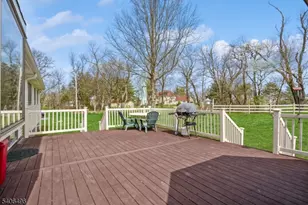 30 Claridge Ln, Raritan Township, NJ 08822 - Photo 6