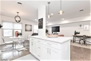 27 Up Mountain Ave C270, Montclair, NJ 07042 - Photo 8