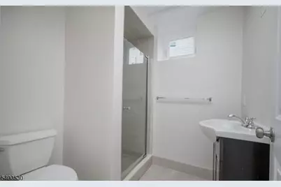 16 Olyphant Pl #1, Morristown, NJ 07960 - Photo 2