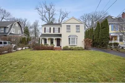 25 Ruthven Pl, Summit, NJ 07901 - Photo 2