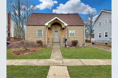 214 Elizabeth St #1, South Bound Brook Boro, NJ 08880 - Photo 1