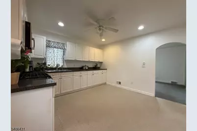 214 Elizabeth St #1, South Bound Brook Boro, NJ 08880 - Photo 14