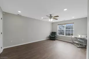 61 Waugh Ct, Bridgewater, NJ 08807 - Photo 10