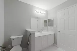 61 Waugh Ct, Bridgewater, NJ 08807 - Photo 14