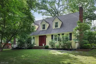 924 Maurice Ave, Rahway, NJ 07065 - Photo 1