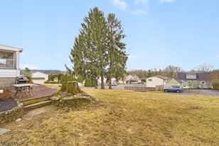 1060 Grand St, Phillipsburg, NJ 08865 - Photo 22