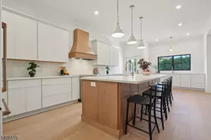 16 Terrace Rd, New Providence, NJ 07974 - Photo 10