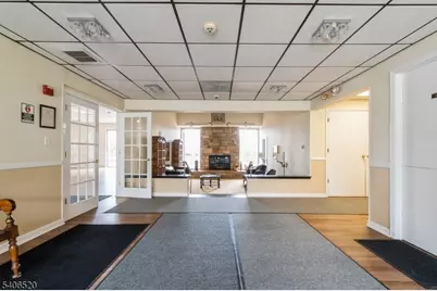 14 Pembroke Dr, Mendham, NJ 07945 - Photo 6