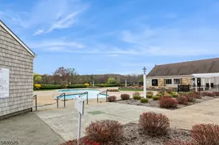 14 Pembroke Dr, Mendham, NJ 07945 - Photo 12