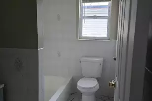 5658 Kent St, Newark, NJ 07108 - Photo 22