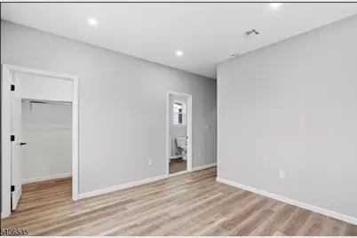 57 Rosa Park Blvd #2, Paterson, NJ 07524 - Photo 4