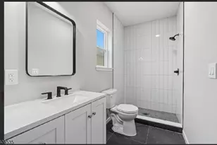 57 Rosa Park Blvd, Paterson, NJ 07524 - Photo 2