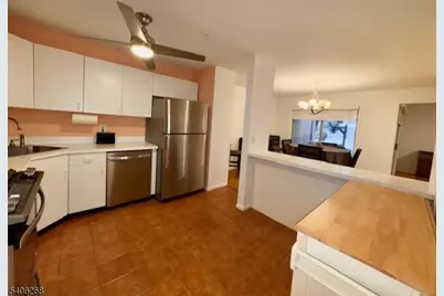 10 Larkin Cir #10, West Orange Township, NJ 07052 - Photo 8