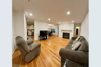 10 Larkin Cir #10, West Orange Township, NJ 07052 - Photo 2