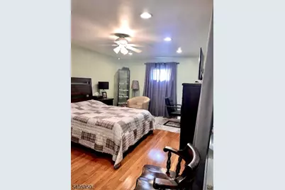 128 White Oak Ter, Belleville, NJ 07109 - Photo 20