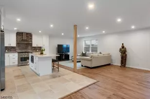 11 Furnace Rd, Chester, NJ 07930 - Photo 4