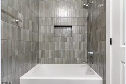 13 Voorhees, Newark, NJ 07108 - Photo 6