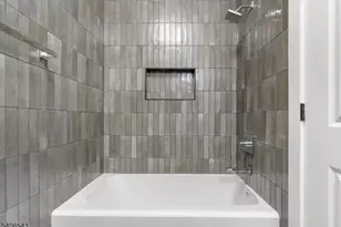 13 Voorhees, Newark, NJ 07108 - Photo 6