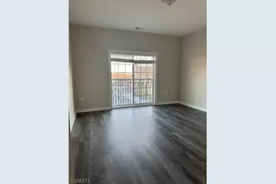 351 Clay Ave W #305, Roselle Park, NJ 07204 - Photo 10