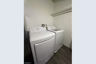 351 Clay Ave W #305, Roselle Park, NJ 07204 - Photo 6