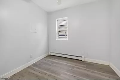 26 Vincent St, Newark, NJ 07105 - Photo 8