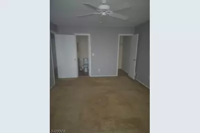 602 Village Commons, Raritan Township, NJ 08822 - Photo 10