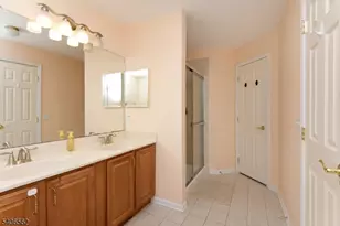 14 Scarlet Oak Dr, Montgomery Township, NJ 08540 - Photo 20