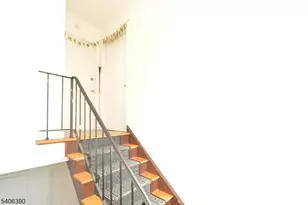 100 Eastern Wy, Rutherford, NJ 07070 - Photo 16