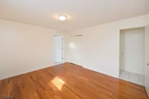 100 Eastern Wy, Rutherford, NJ 07070 - Photo 12