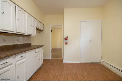 450 3rd Ave #2, Elizabeth, NJ 07206 - Photo 8