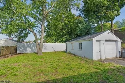 67 Woodland Ave, Woodbridge Township, NJ 08863 - Photo 14